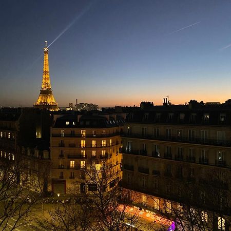The Room Of The Eiffel Tower Paris Exterior photo